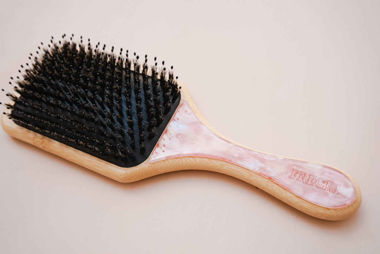 smoothing detangling brush