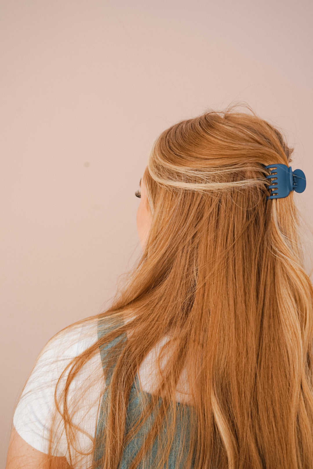 navy blue mini spiral claw