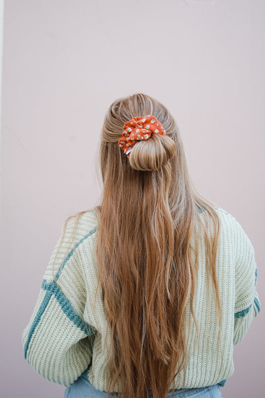 rust floral ribbed oversized scrunchie