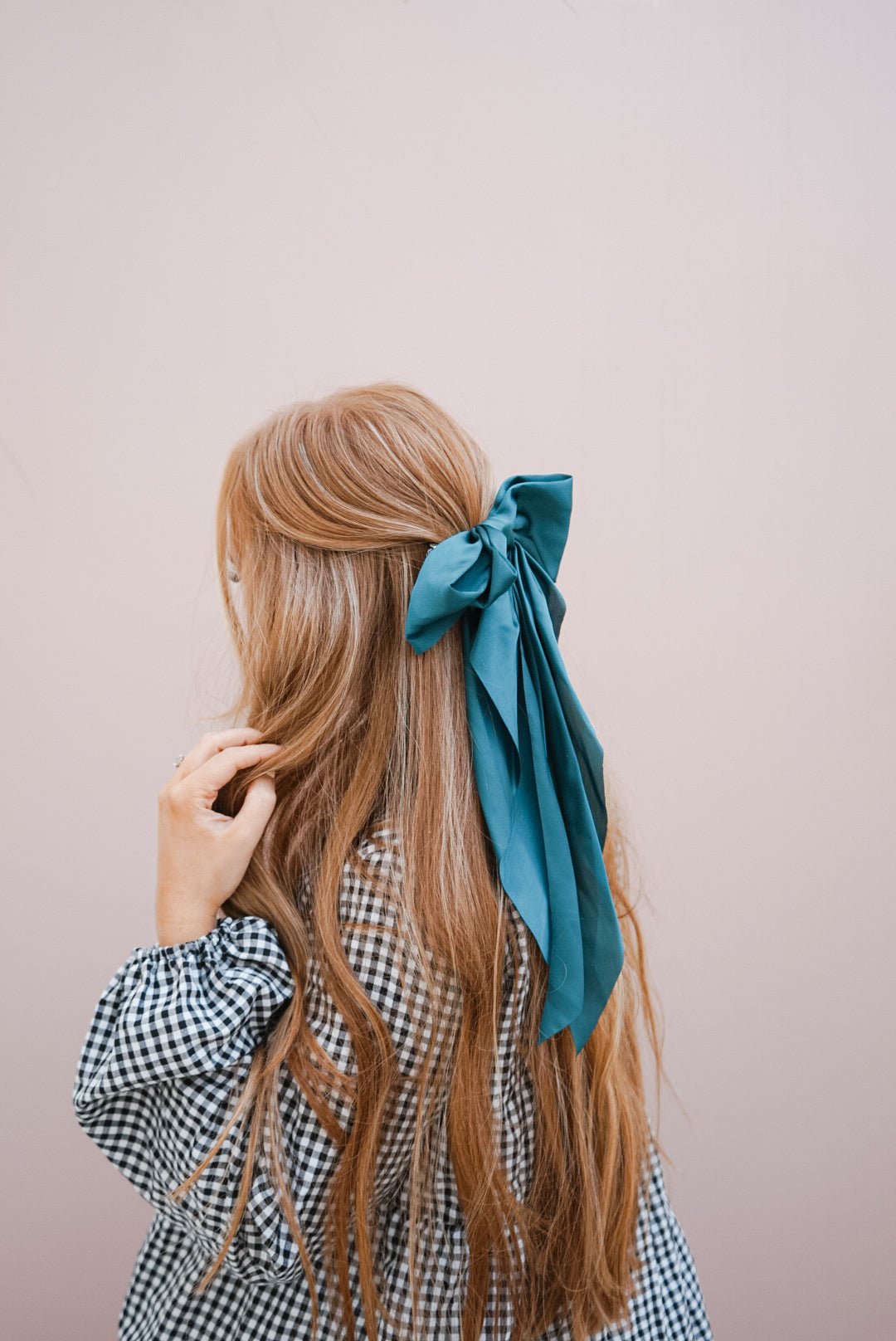 the dark green silk bow