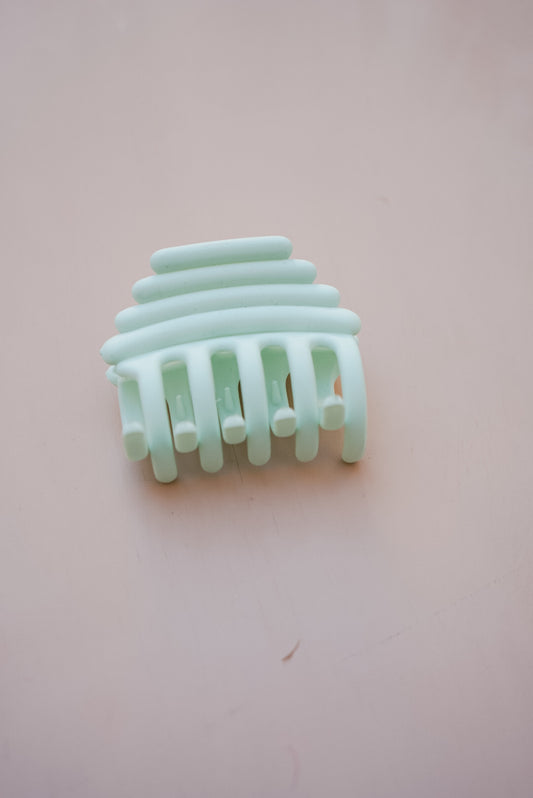 mint to be midi claw