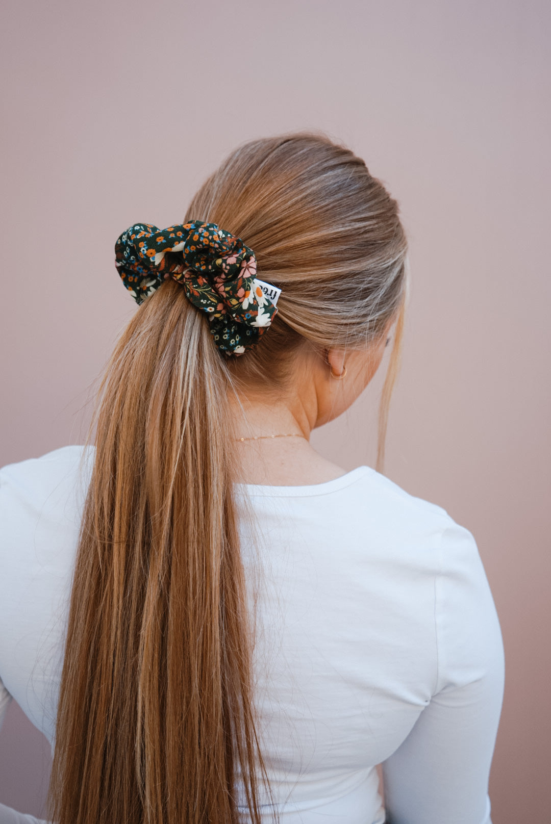 the green girl floral oversized scrunchie