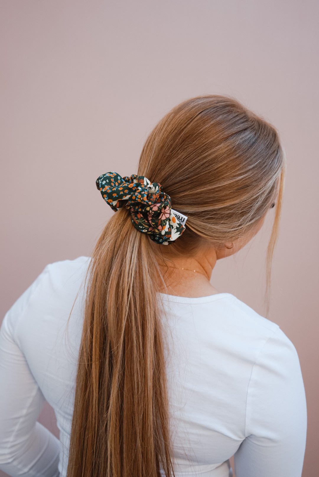 the green girl floral oversized scrunchie