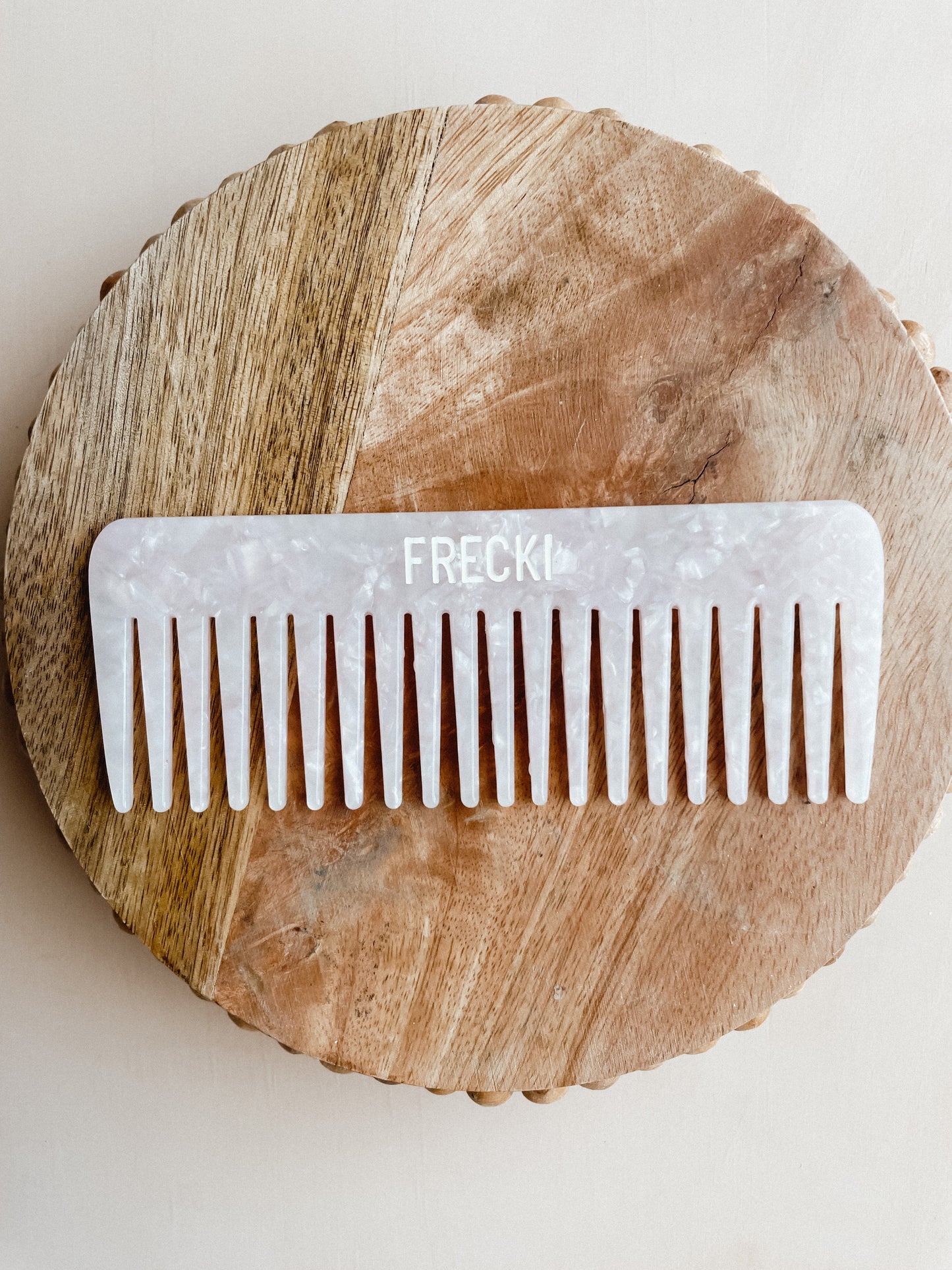 frecki detangling comb