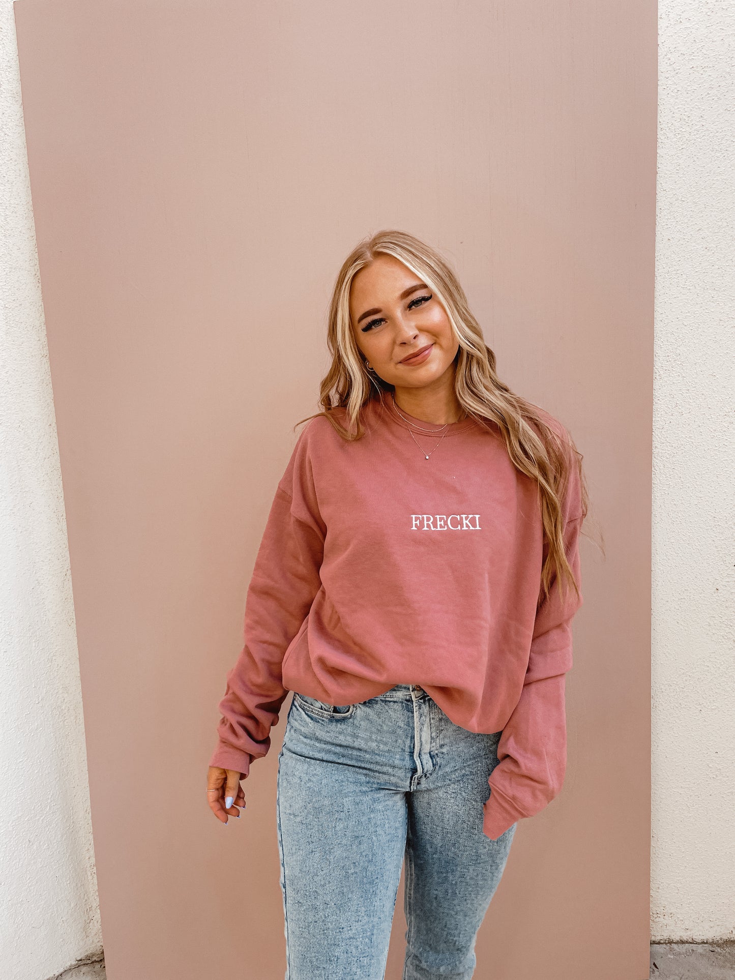 the frecki crewneck (2 color options)