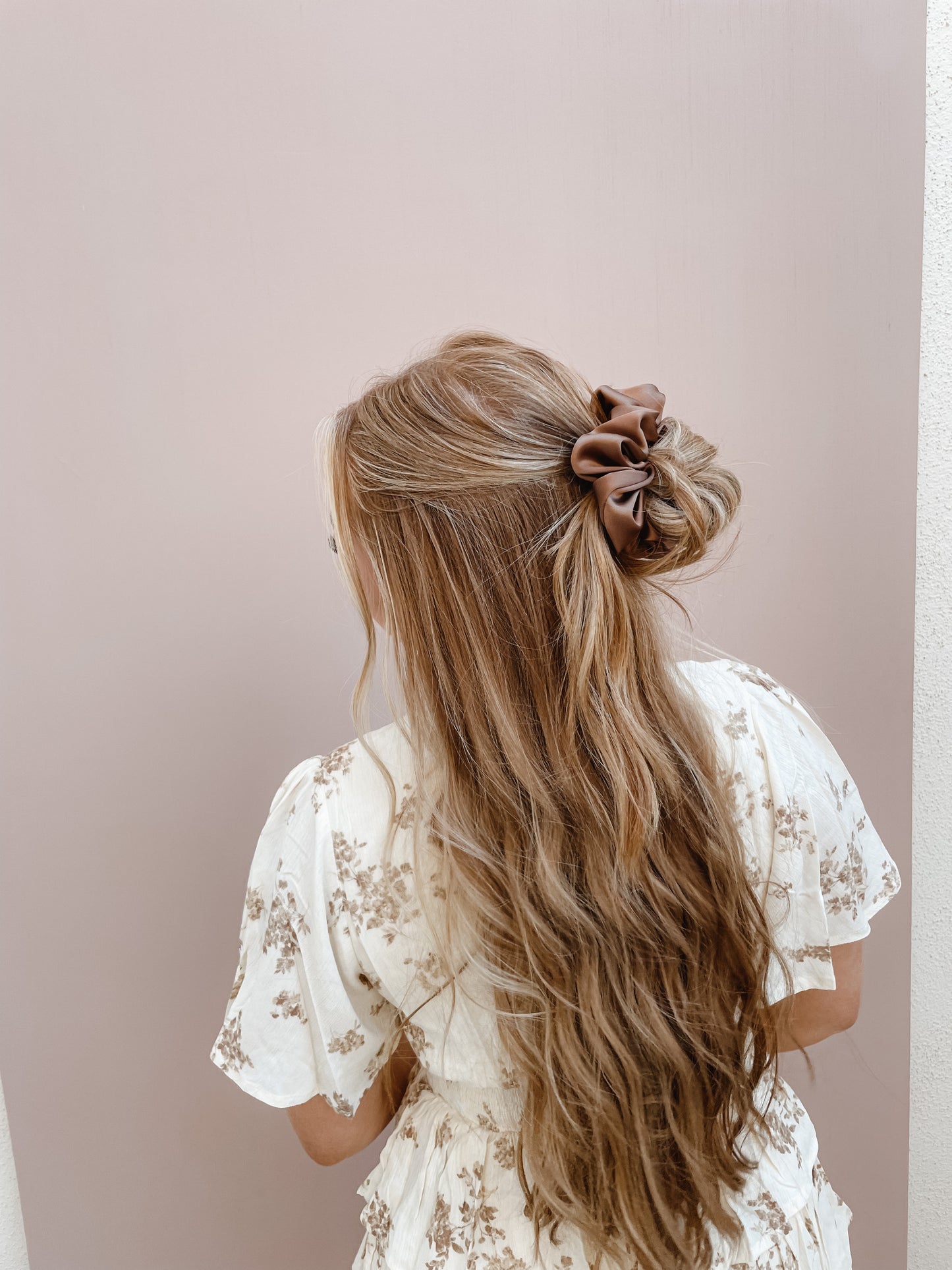 the chocolate oversized silk charmeuse scrunchie