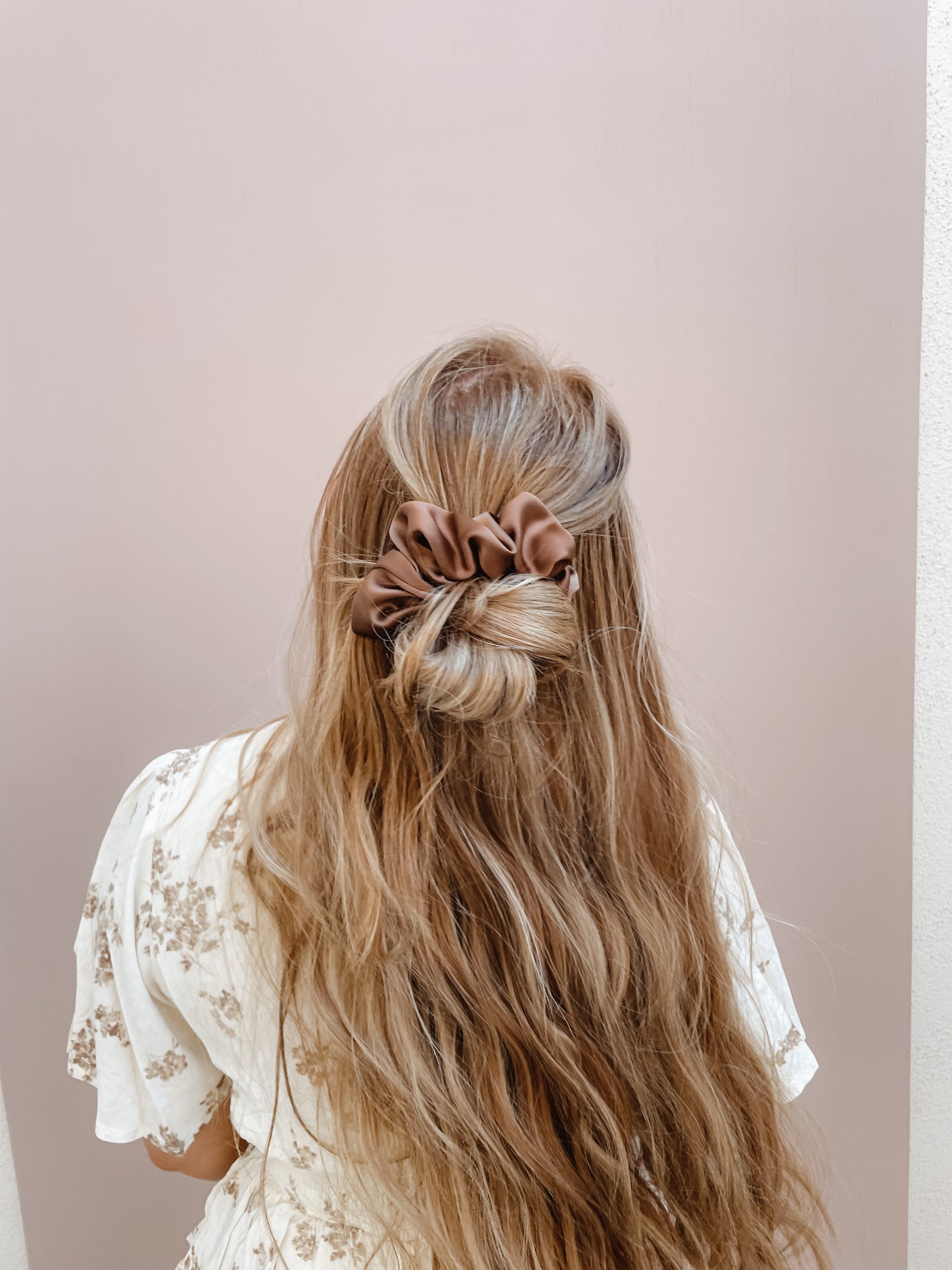 the chocolate oversized silk charmeuse scrunchie