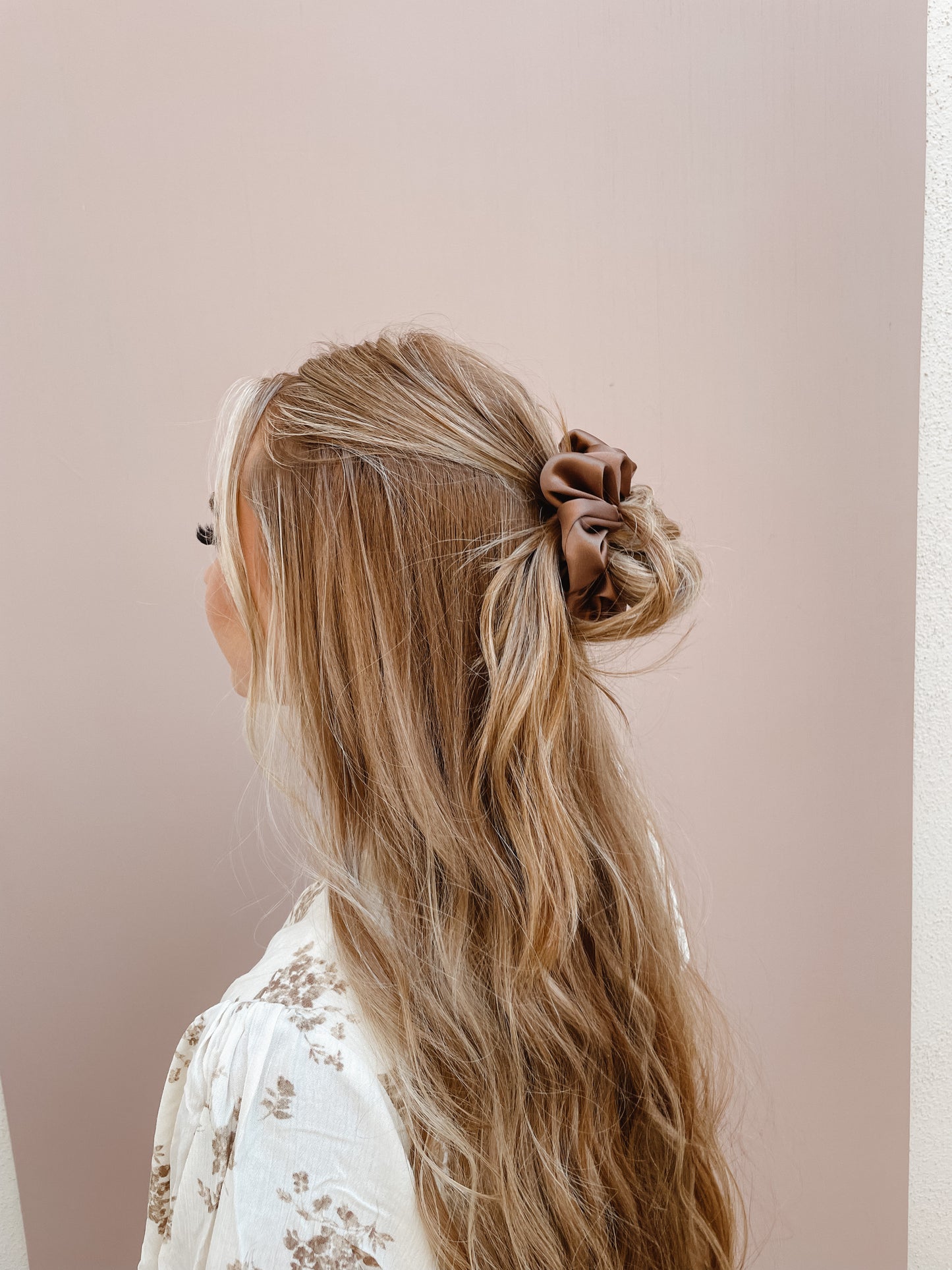 the chocolate oversized silk charmeuse scrunchie