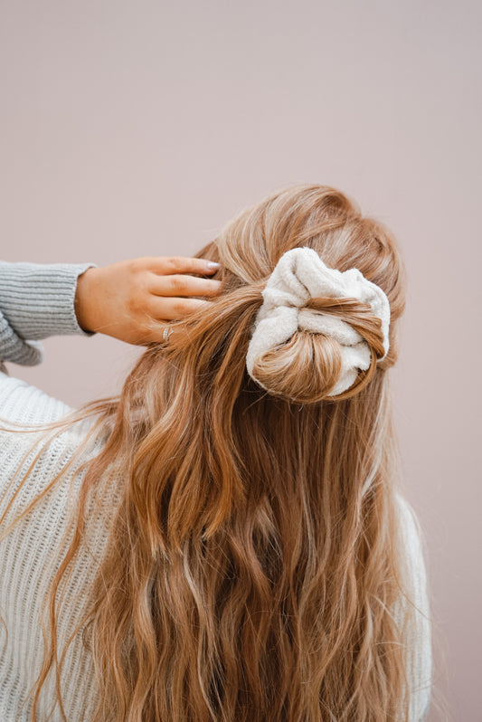 teddy oversized scrunchie in cream